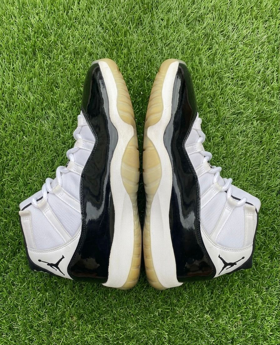 Nike Air Jordan 11 Retro