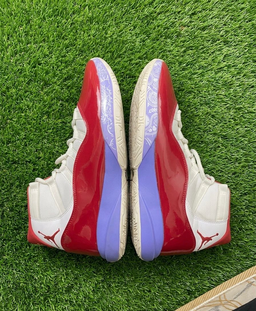 Nike Air Jordan 11 Cherry